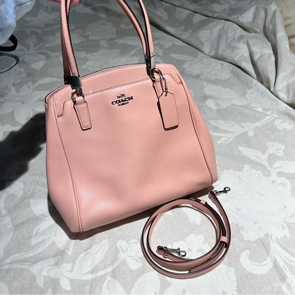 COACH crossbody bag 👜